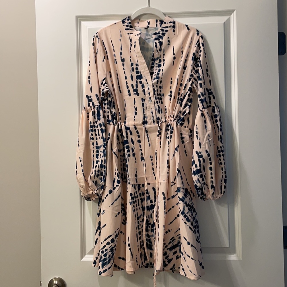 Women’s tie waist dress NWOT